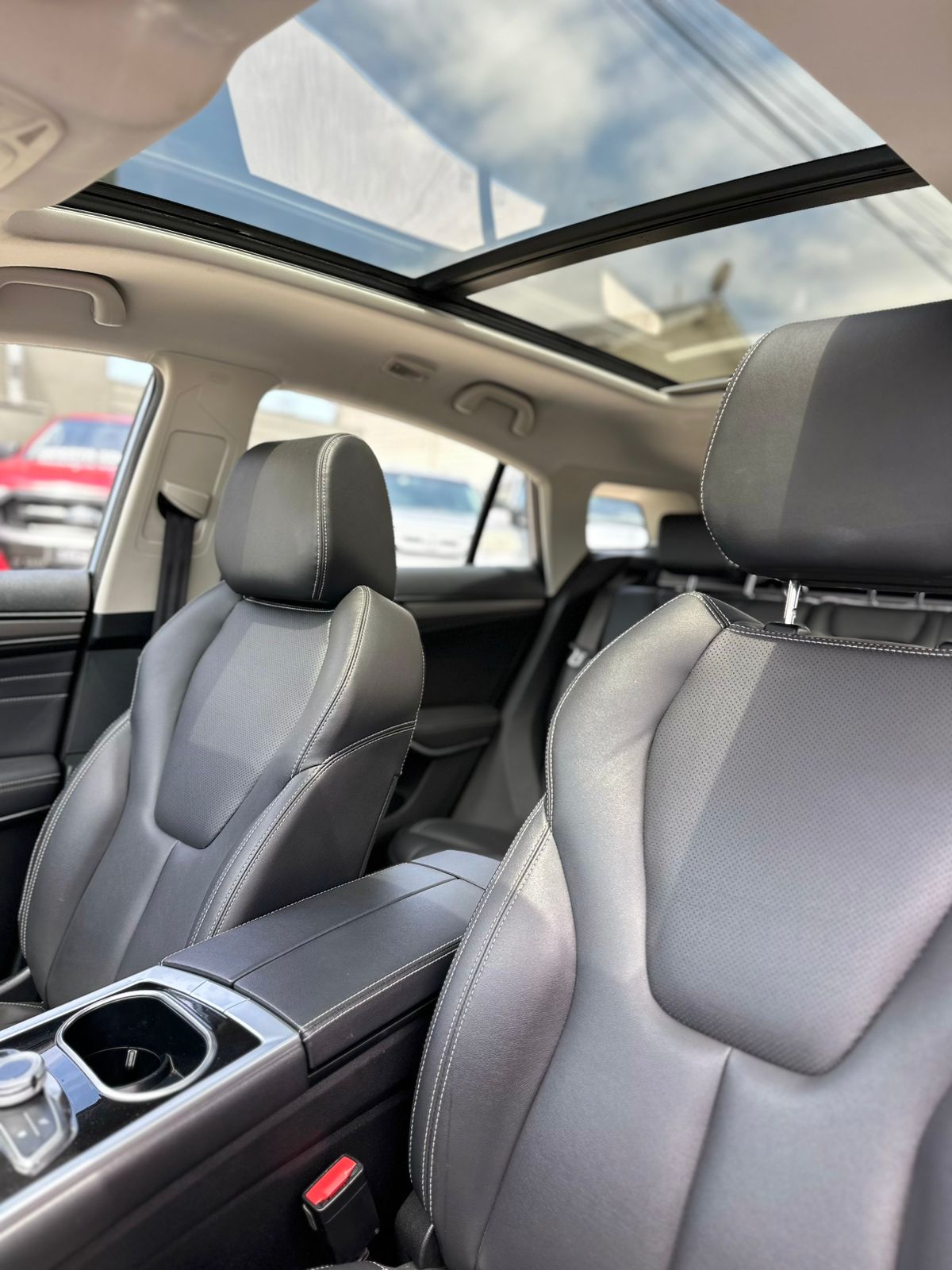 Ford Territory 2023 - Miniatura 8