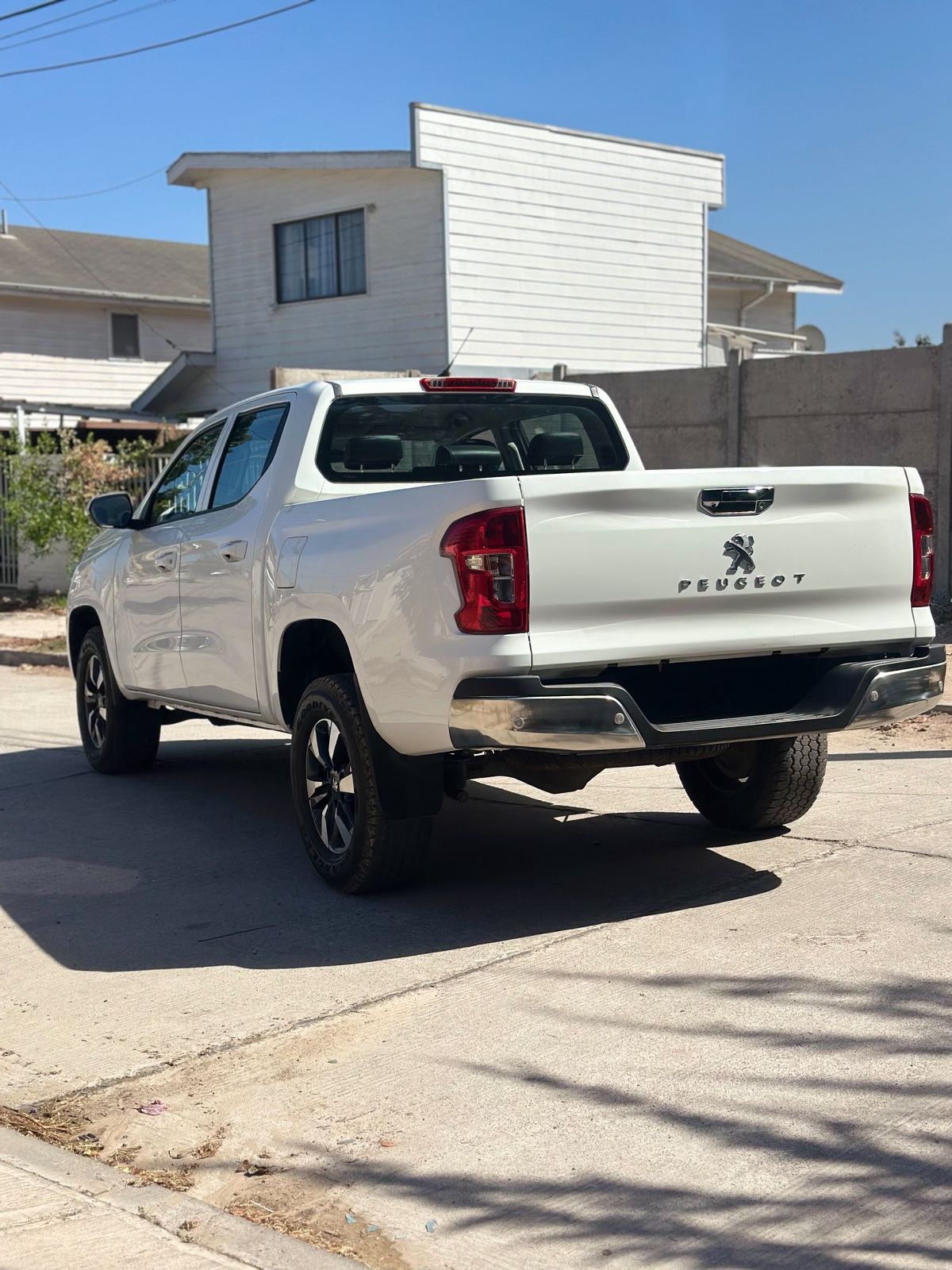 Peugeot Landtrek 2023
