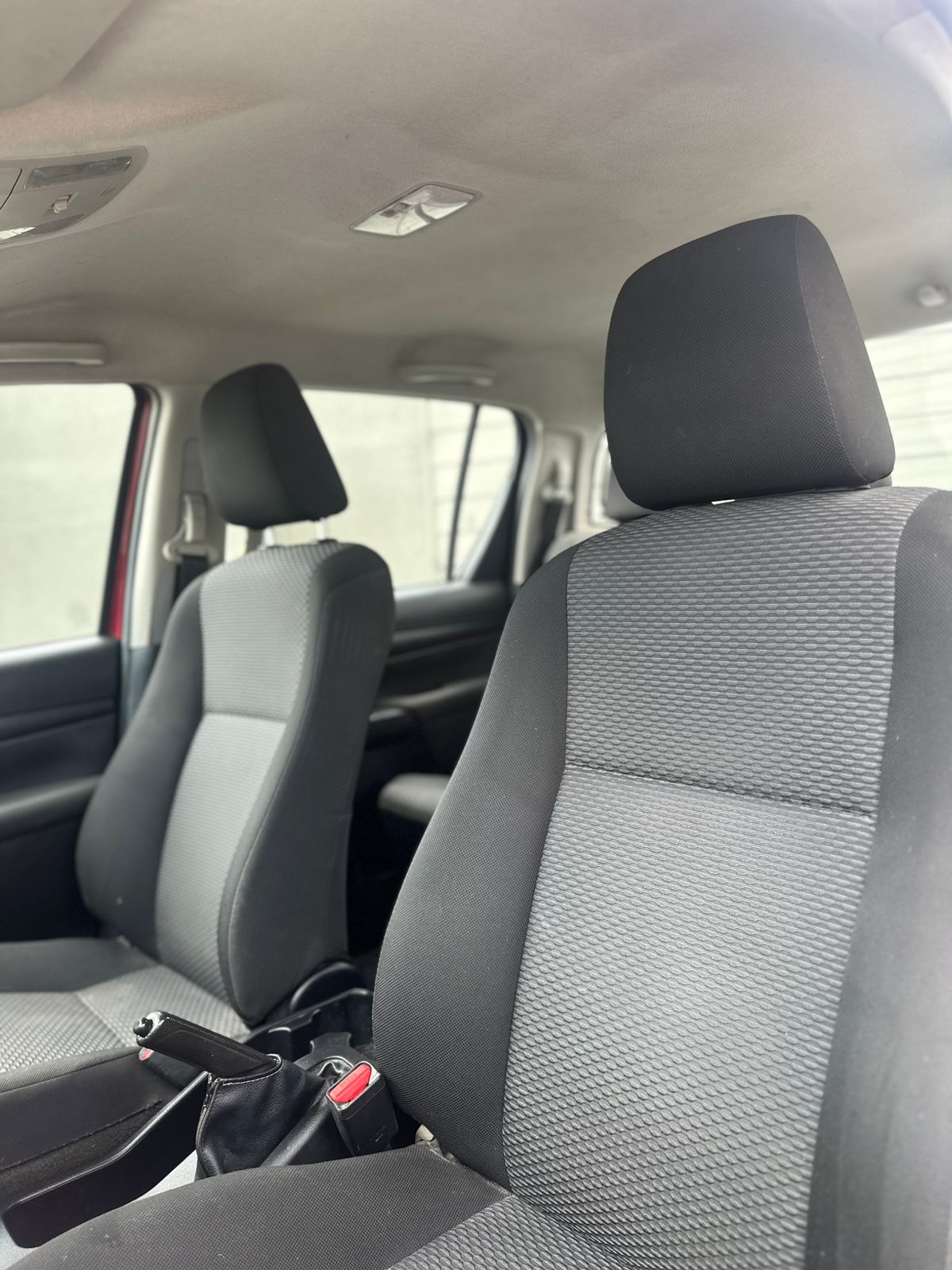 Toyota Hilux DX 2021